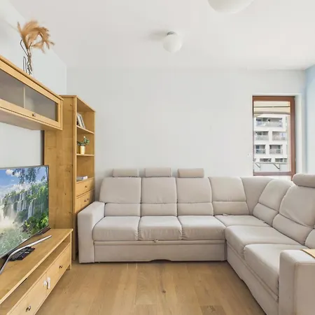 Wola Cityview Balcony & Parking By Solarento アパート *